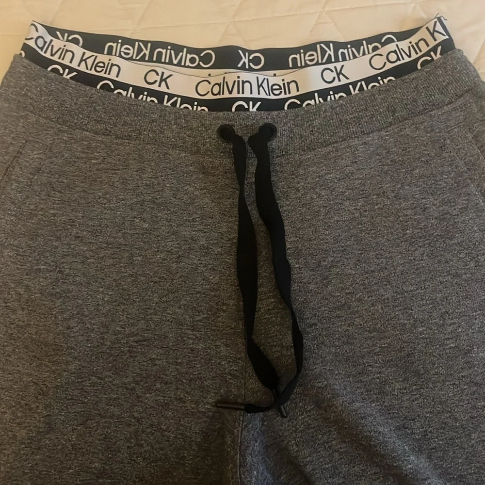 Calvin Klein Sweatpants - Picture 8 of 11